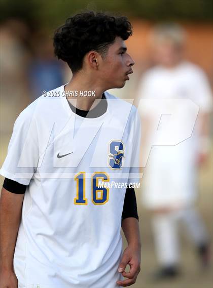 Thumbnail 3 in Catalina vs Sahuarita (Ismael Arce Invitational) photogallery.