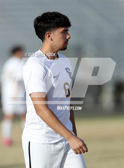 Thumbnail 3 in Catalina vs Sahuarita (Ismael Arce Invitational) photogallery.