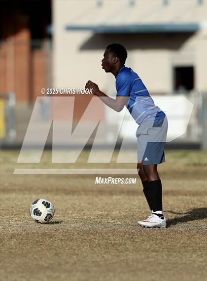 Thumbnail 2 in Catalina vs Sahuarita (Ismael Arce Invitational) photogallery.