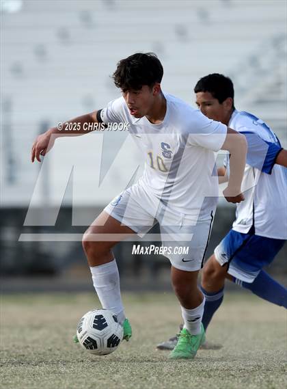 Thumbnail 2 in Catalina vs Sahuarita (Ismael Arce Invitational) photogallery.