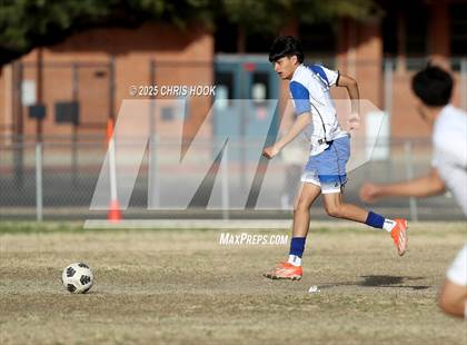 Thumbnail 3 in Catalina vs Sahuarita (Ismael Arce Invitational) photogallery.