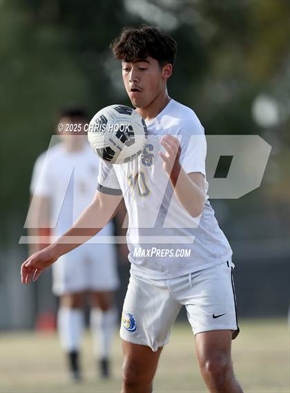 Thumbnail 3 in Catalina vs Sahuarita (Ismael Arce Invitational) photogallery.