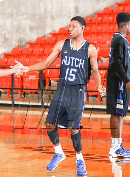 Thumbnail 1 in Wilmer-Hutchins vs. Southwest (DFW Basketball Challenge) photogallery.