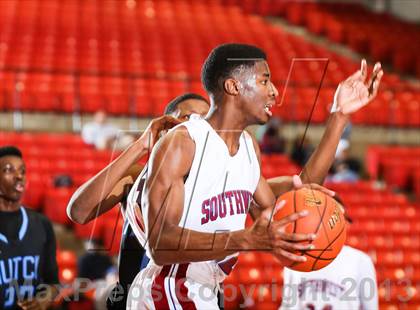 Thumbnail 1 in Wilmer-Hutchins vs. Southwest (DFW Basketball Challenge) photogallery.