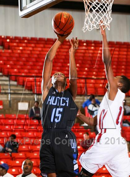 Thumbnail 3 in Wilmer-Hutchins vs. Southwest (DFW Basketball Challenge) photogallery.