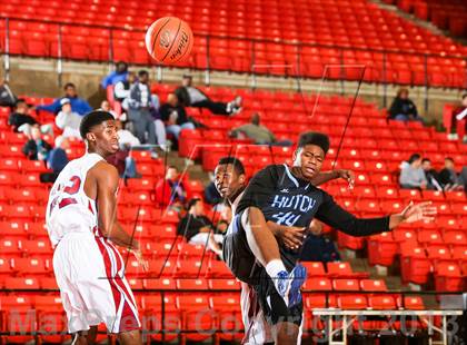 Thumbnail 1 in Wilmer-Hutchins vs. Southwest (DFW Basketball Challenge) photogallery.