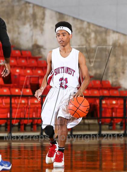 Thumbnail 1 in Wilmer-Hutchins vs. Southwest (DFW Basketball Challenge) photogallery.