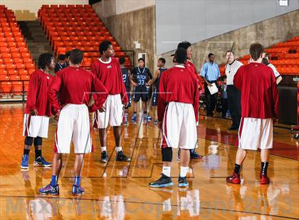 Thumbnail 1 in Wilmer-Hutchins vs. Southwest (DFW Basketball Challenge) photogallery.