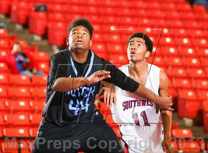 Thumbnail 3 in Wilmer-Hutchins vs. Southwest (DFW Basketball Challenge) photogallery.