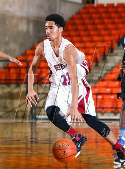 Thumbnail 1 in Wilmer-Hutchins vs. Southwest (DFW Basketball Challenge) photogallery.