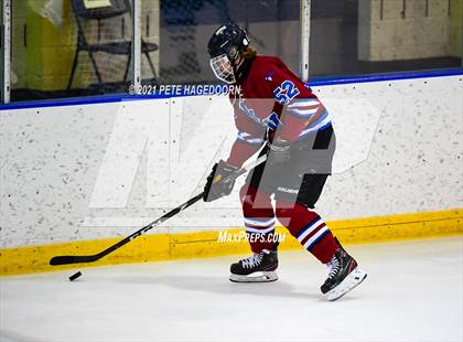 Thumbnail 2 in Newton/Lenape @ Morris Catholic (Charette Cup Semifinal) photogallery.