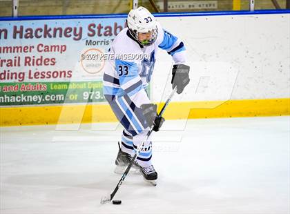 Thumbnail 3 in Newton/Lenape @ Morris Catholic (Charette Cup Semifinal) photogallery.
