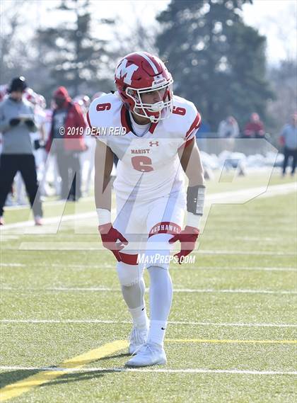 Thumbnail 1 in Marist vs Loyola Academy (IHSA Class 8A Quarterfinal) photogallery.