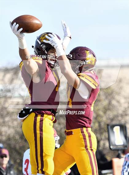 Thumbnail 3 in Marist vs Loyola Academy (IHSA Class 8A Quarterfinal) photogallery.