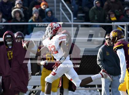 Thumbnail 1 in Marist vs Loyola Academy (IHSA Class 8A Quarterfinal) photogallery.