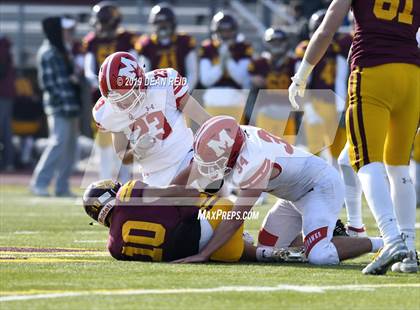 Thumbnail 1 in Marist vs Loyola Academy (IHSA Class 8A Quarterfinal) photogallery.