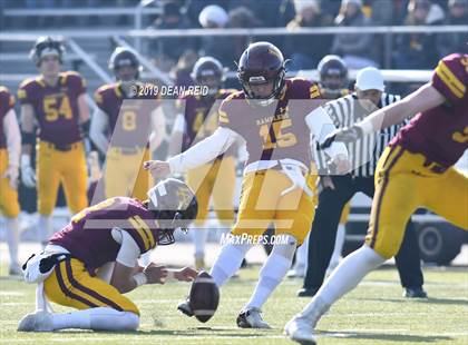 Thumbnail 3 in Marist vs Loyola Academy (IHSA Class 8A Quarterfinal) photogallery.