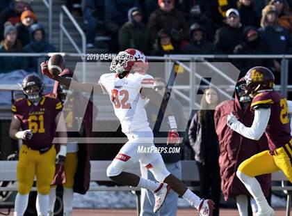 Thumbnail 3 in Marist vs Loyola Academy (IHSA Class 8A Quarterfinal) photogallery.