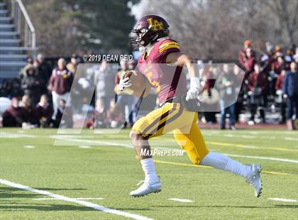 Thumbnail 3 in Marist vs Loyola Academy (IHSA Class 8A Quarterfinal) photogallery.