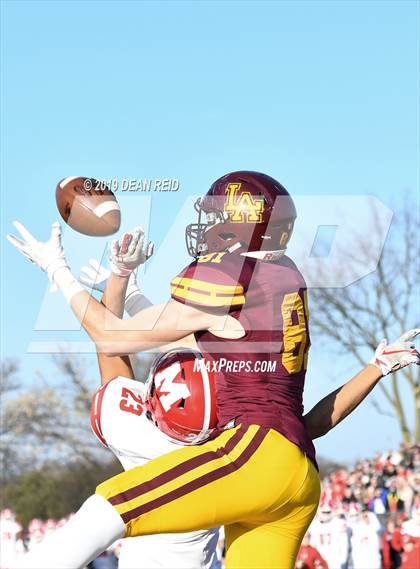 Thumbnail 1 in Marist vs Loyola Academy (IHSA Class 8A Quarterfinal) photogallery.