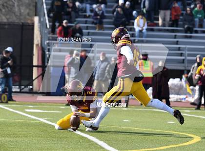 Thumbnail 1 in Marist vs Loyola Academy (IHSA Class 8A Quarterfinal) photogallery.