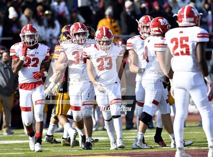 Thumbnail 2 in Marist vs Loyola Academy (IHSA Class 8A Quarterfinal) photogallery.