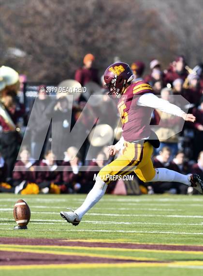 Thumbnail 2 in Marist vs Loyola Academy (IHSA Class 8A Quarterfinal) photogallery.
