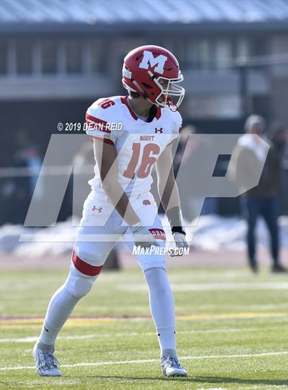 Thumbnail 2 in Marist vs Loyola Academy (IHSA Class 8A Quarterfinal) photogallery.