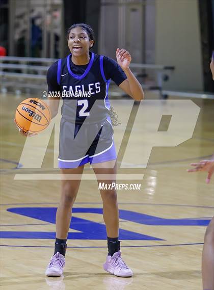 Thumbnail 1 in Booker T. Washington vs. Mount Paran Christian (She Got Game Classic) photogallery.