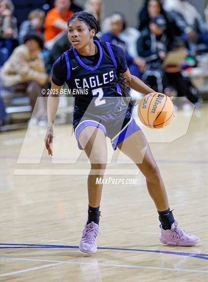 Thumbnail 1 in Booker T. Washington vs. Mount Paran Christian (She Got Game Classic) photogallery.