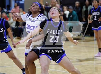 Thumbnail 1 in Booker T. Washington vs. Mount Paran Christian (She Got Game Classic) photogallery.