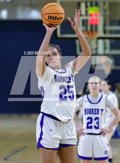 Thumbnail 3 in Booker T. Washington vs. Mount Paran Christian (She Got Game Classic) photogallery.