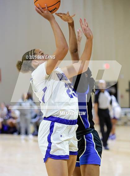 Thumbnail 1 in Booker T. Washington vs. Mount Paran Christian (She Got Game Classic) photogallery.