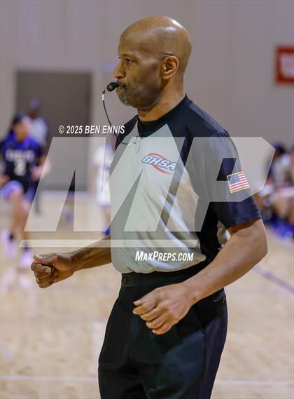 Thumbnail 3 in Booker T. Washington vs. Mount Paran Christian (She Got Game Classic) photogallery.