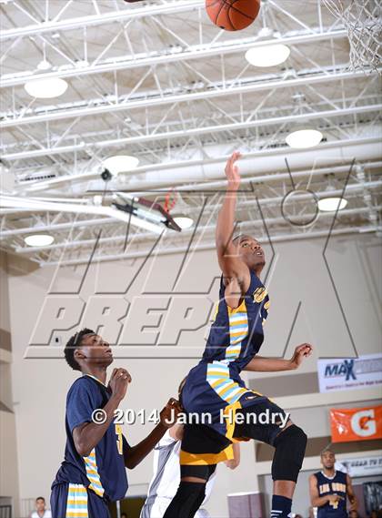 Thumbnail 1 in Los Osos vs. Rancho Mirage (MaxPreps Holiday Classic) photogallery.