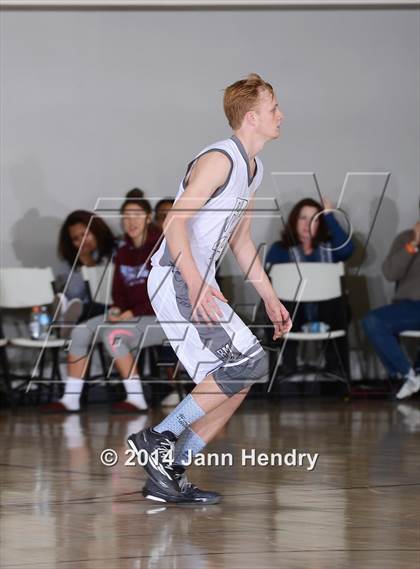 Thumbnail 2 in Los Osos vs. Rancho Mirage (MaxPreps Holiday Classic) photogallery.