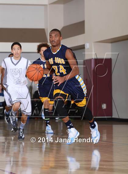 Thumbnail 1 in Los Osos vs. Rancho Mirage (MaxPreps Holiday Classic) photogallery.