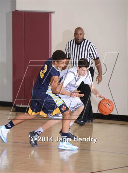 Thumbnail 3 in Los Osos vs. Rancho Mirage (MaxPreps Holiday Classic) photogallery.