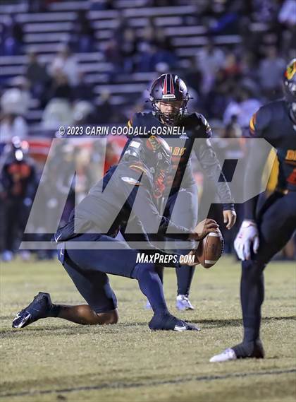 Thumbnail 3 in Apex @ New Bern (NCHSAA 4A Round 1 Playoff) photogallery.