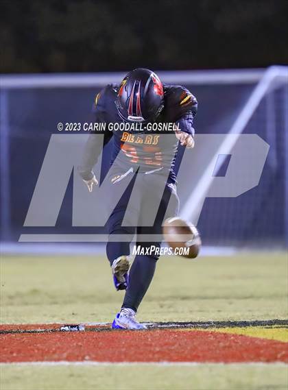 Thumbnail 3 in Apex @ New Bern (NCHSAA 4A Round 1 Playoff) photogallery.