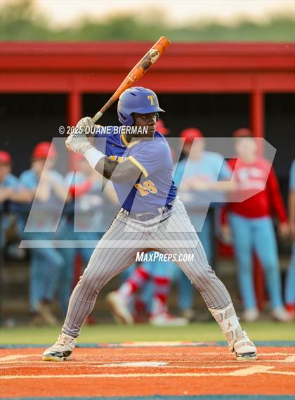 Thumbnail 2 in Lewisburg vs Tupelo (MHSAA 7A Round 1) photogallery.