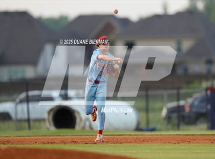 Thumbnail 3 in Lewisburg vs Tupelo (MHSAA 7A Round 1) photogallery.
