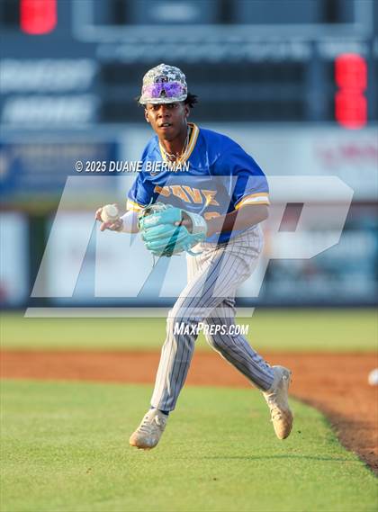 Thumbnail 3 in Lewisburg vs Tupelo (MHSAA 7A Round 1) photogallery.