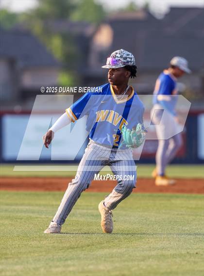 Thumbnail 1 in Lewisburg vs Tupelo (MHSAA 7A Round 1) photogallery.