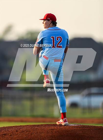 Thumbnail 2 in Lewisburg vs Tupelo (MHSAA 7A Round 1) photogallery.