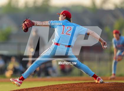 Thumbnail 1 in Lewisburg vs Tupelo (MHSAA 7A Round 1) photogallery.