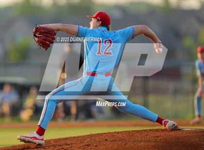 Thumbnail 2 in Lewisburg vs Tupelo (MHSAA 7A Round 1) photogallery.