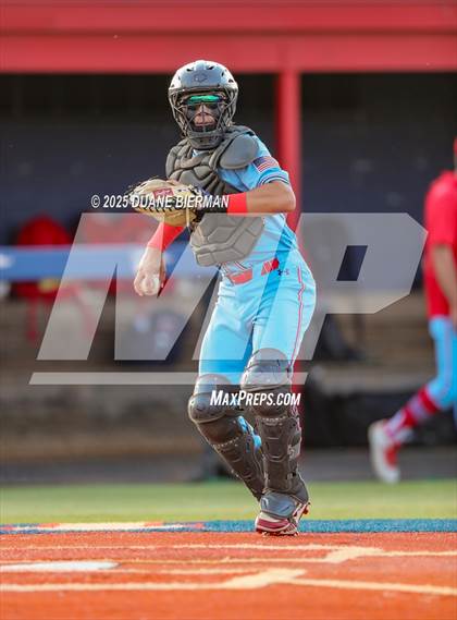 Thumbnail 1 in Lewisburg vs Tupelo (MHSAA 7A Round 1) photogallery.
