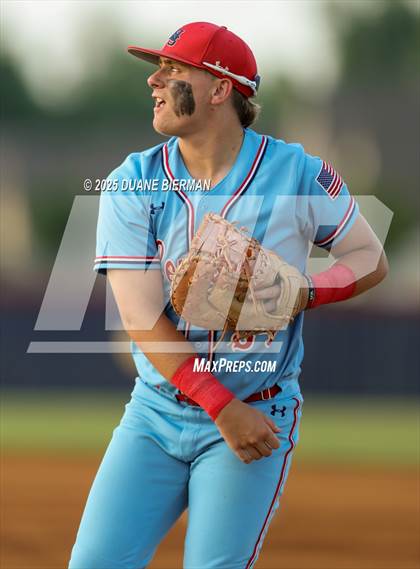 Thumbnail 2 in Lewisburg vs Tupelo (MHSAA 7A Round 1) photogallery.
