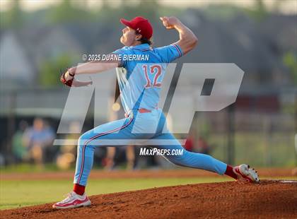 Thumbnail 3 in Lewisburg vs Tupelo (MHSAA 7A Round 1) photogallery.